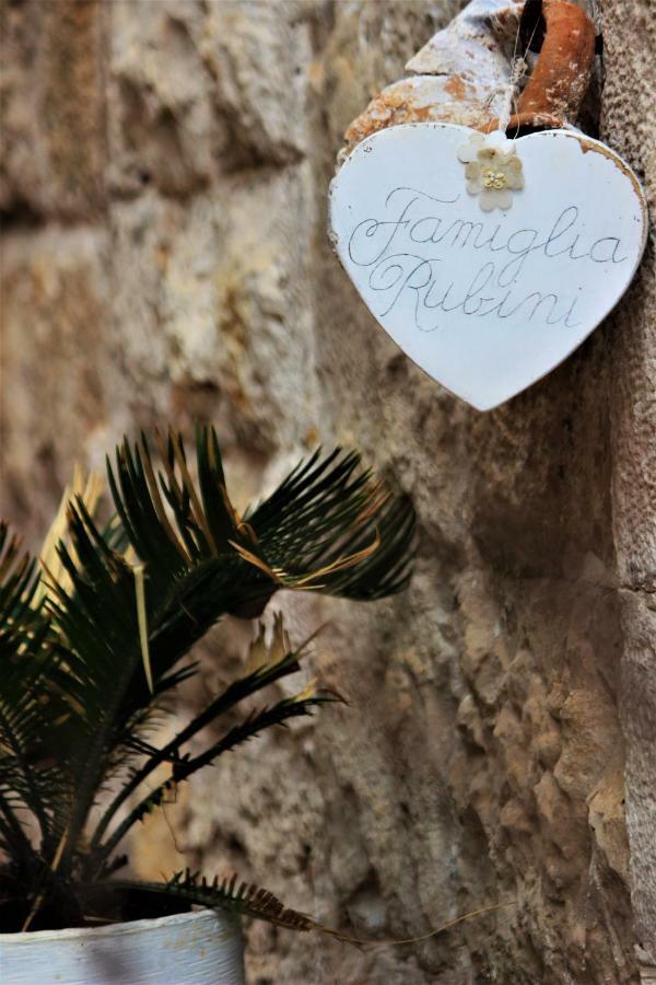 Rubini'S House Hotel Giovinazzo Exterior photo